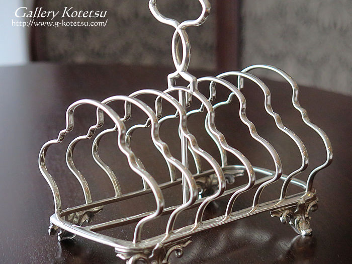 Vo[g[XgbN antique silver toastrack