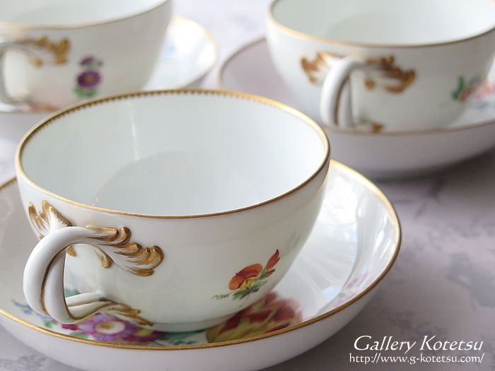 }CZ@}R[j meissen cup&saucer marcolini