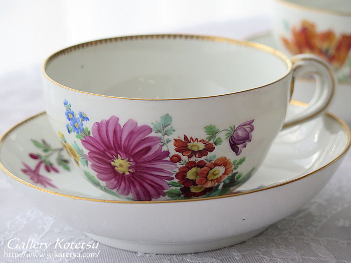 }CZ@}R[j meissen cup&saucer marcolini