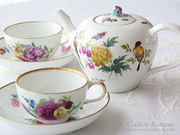 M-TKHSです。　バーリントン　カップ＆ソーサー、ポット M-TKHSです。 バーリントン カップ＆ソーサー、ポット TG 磁器