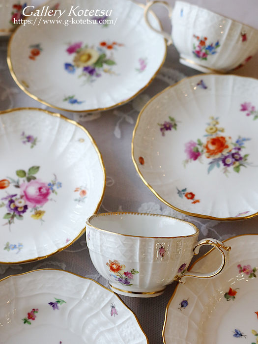 meissen cup&saucer }CZJbv\[T[