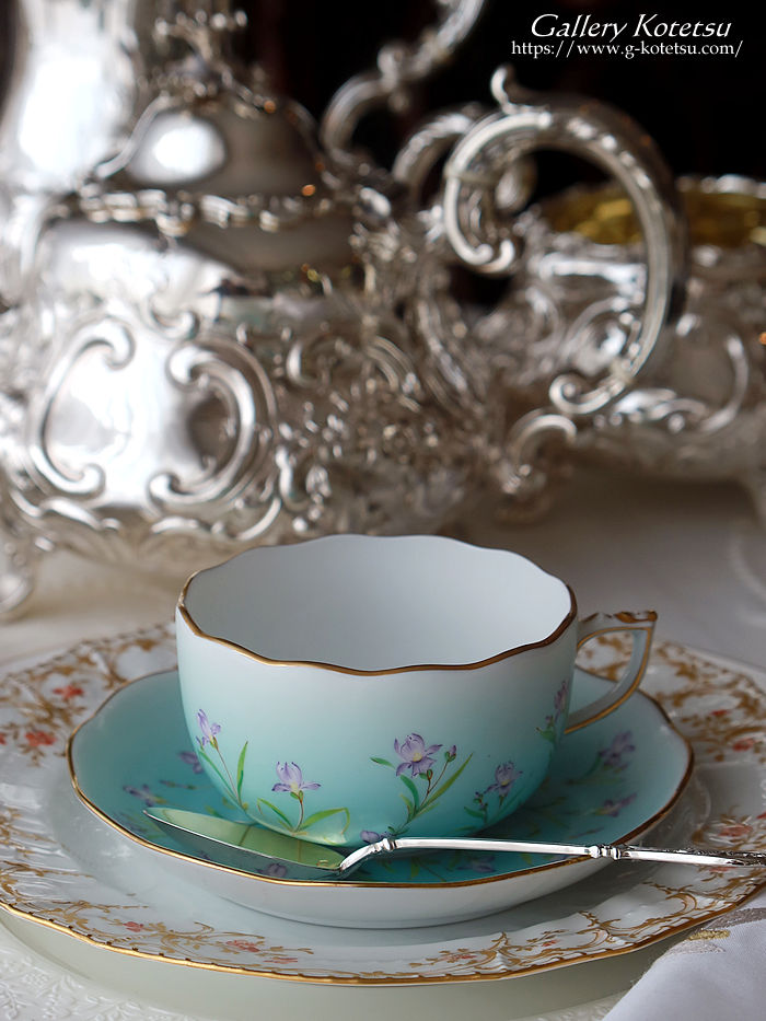 Herennd four seasons cup&saucer
