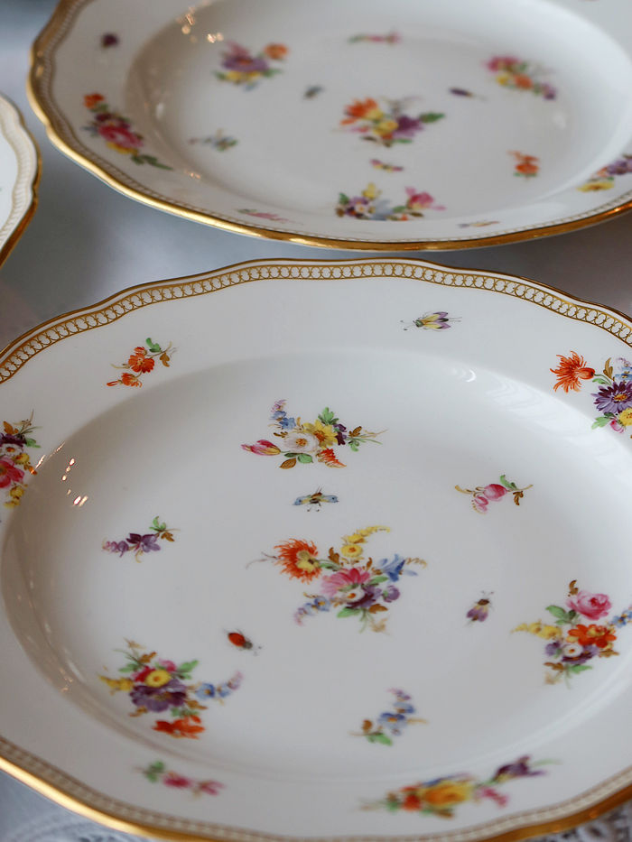 }CZ antique meissen