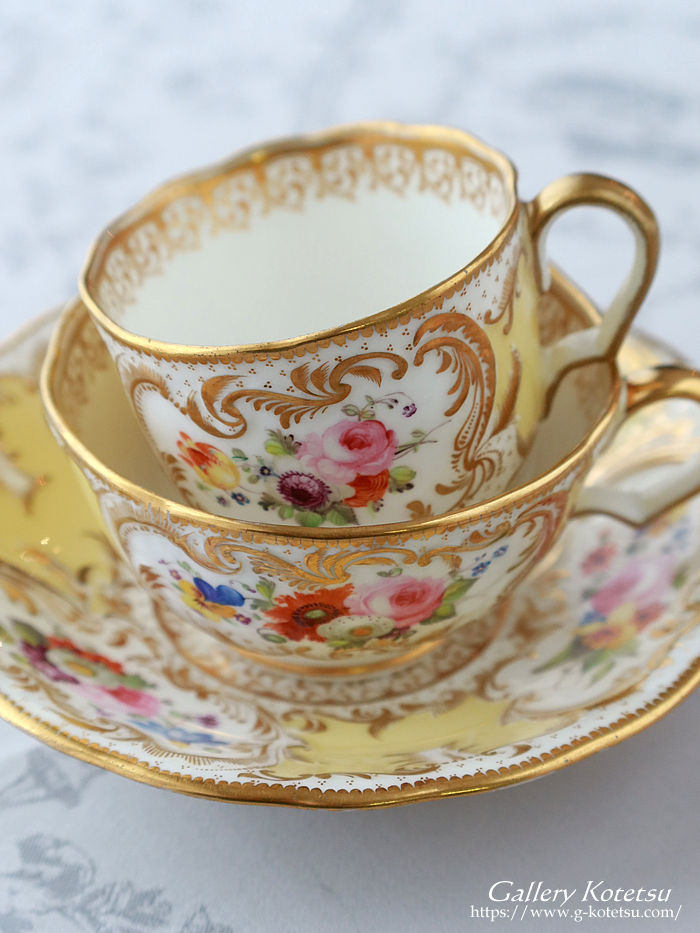 �A���e�B�[�N�@�R�[���|�[�g