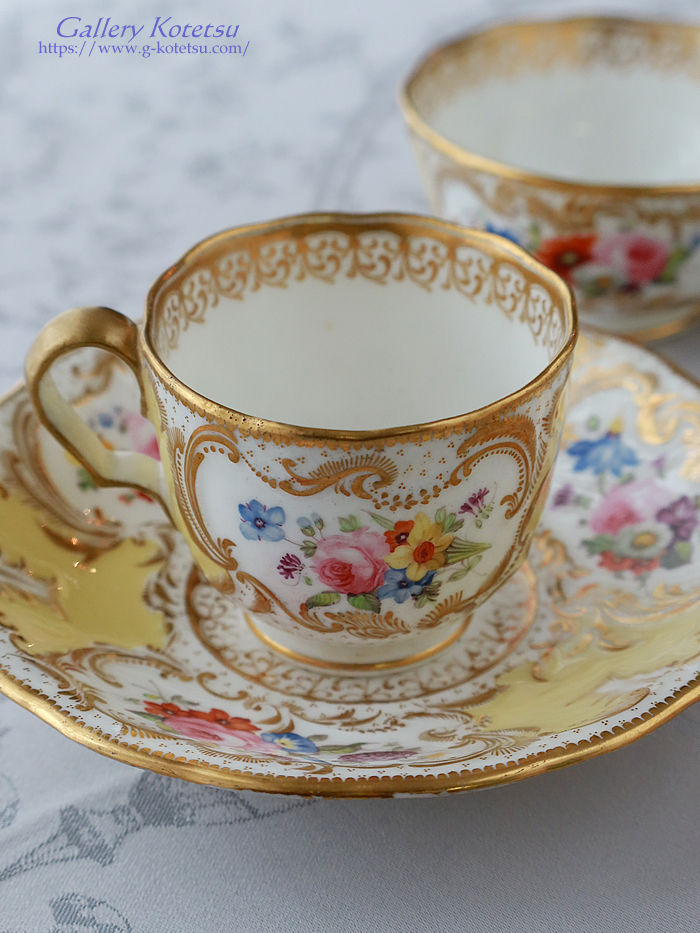 �A���e�B�[�N�@�R�[���|�[�g