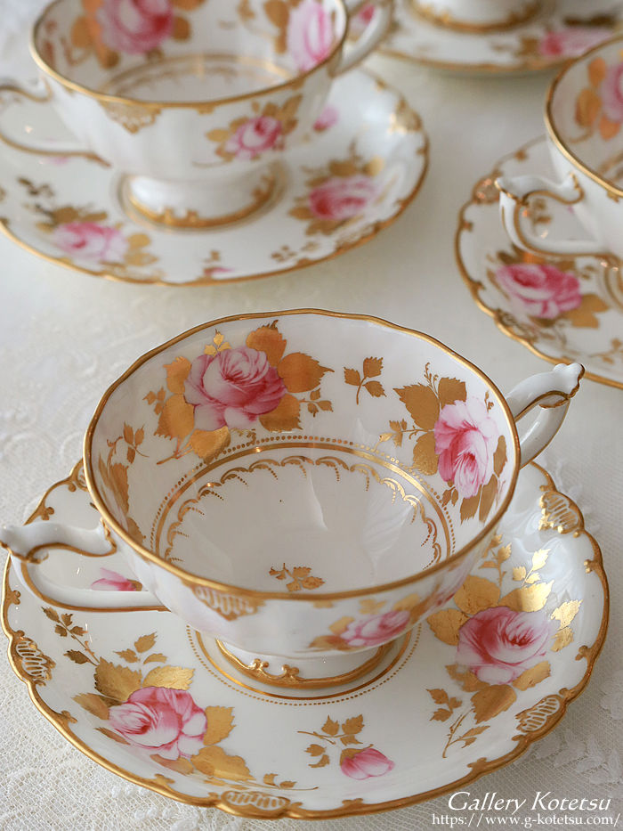 ロイヤルクラウンダービー royal crown derby