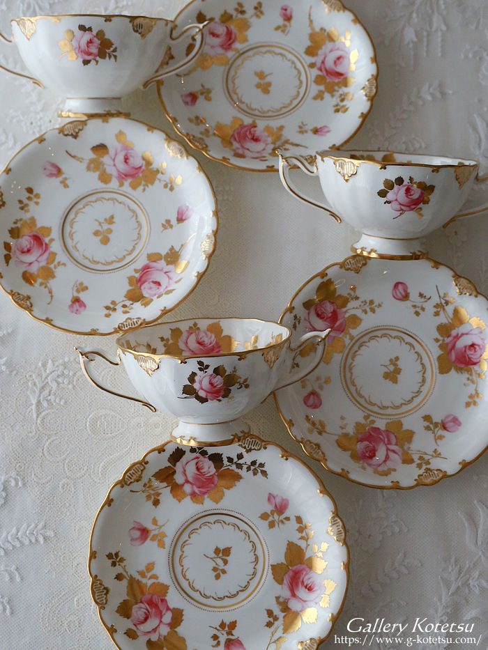 ロイヤルクラウンダービー royal crown derby