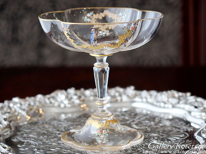 マイヤーズネッフェのエナメルグラス MeyrsNeffe enamelglass