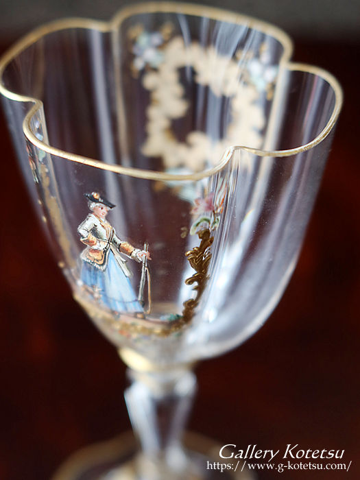 �}�C���[�Y�l�b�t�F�̃G�i�����O���X MeyrsNeffe enamelglass