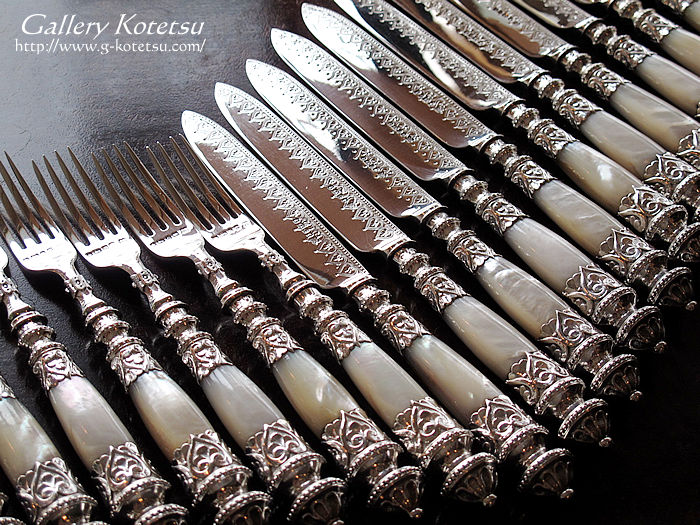 �}�U�[�I�u�p�[���f�U�[�g�J�g�����[