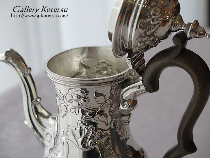 silver coffeepot Vo[R[q[|bg