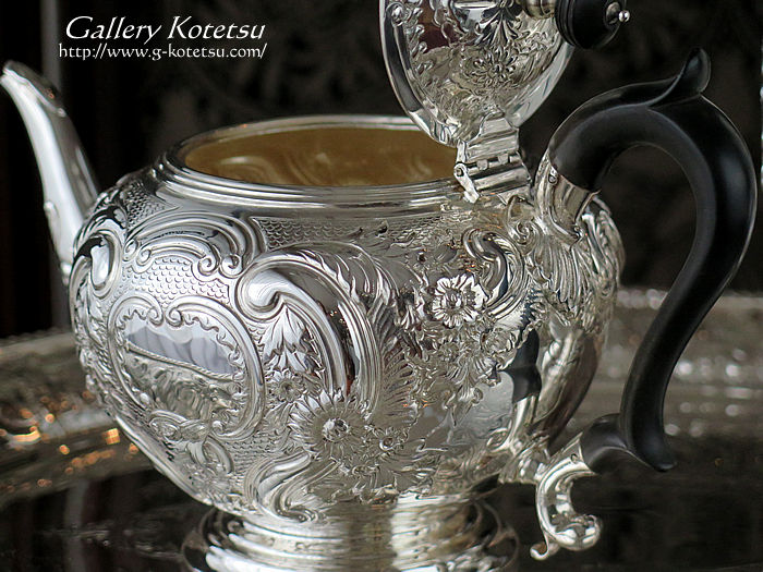 Welcome to ギャラリー虎徹 WEB