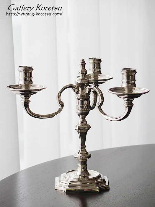 AeB[NVo[Lfu antique silver candelabura
