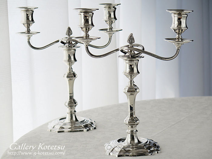 �V���o�[�L�����f���u�� antique silver candelabra
