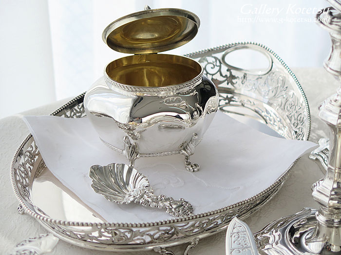 Vo[eB[LfB antique silver teacaddy