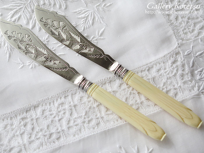 Vo[o^[iCt antique silver butterknife