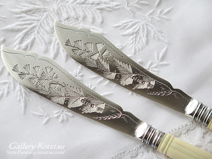 Vo[o^[iCt antique silver butterknife