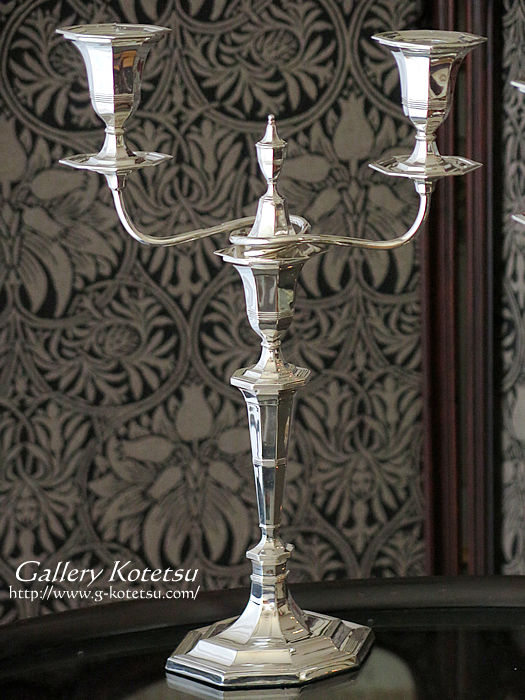 �L�����f���u�� antique silver candelabra