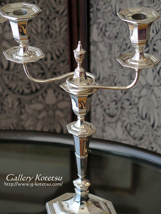 �L�����f���u�� antique silver candelabra