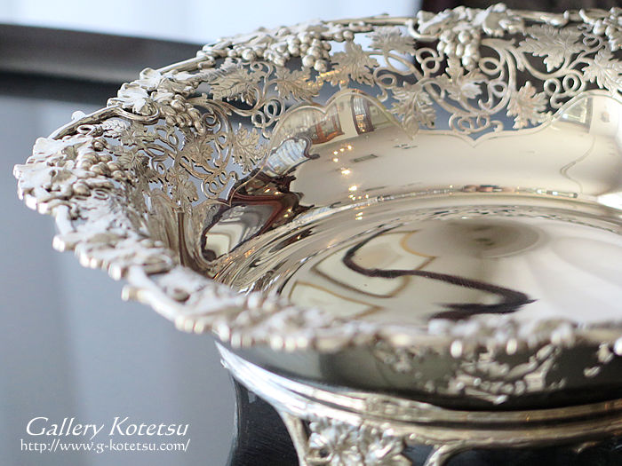 Welcome to ギャラリー虎徹 WEB