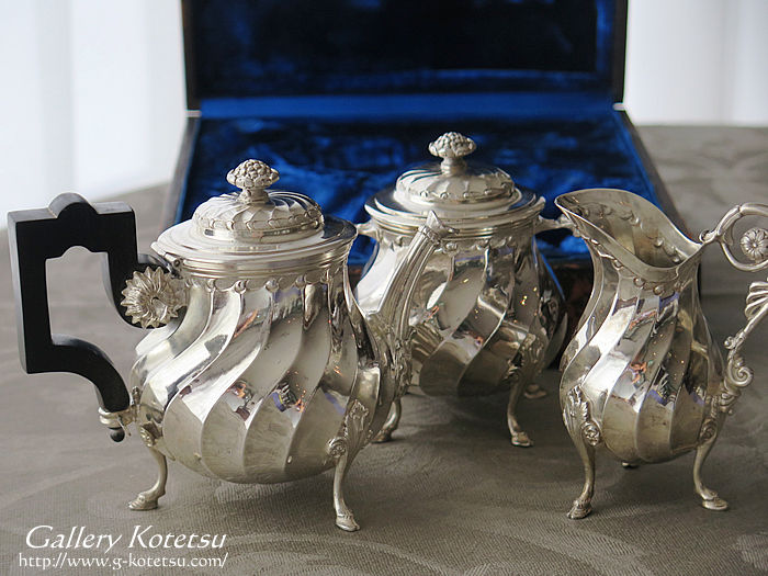 t`Vo[eB[Zbg antique silver teaset