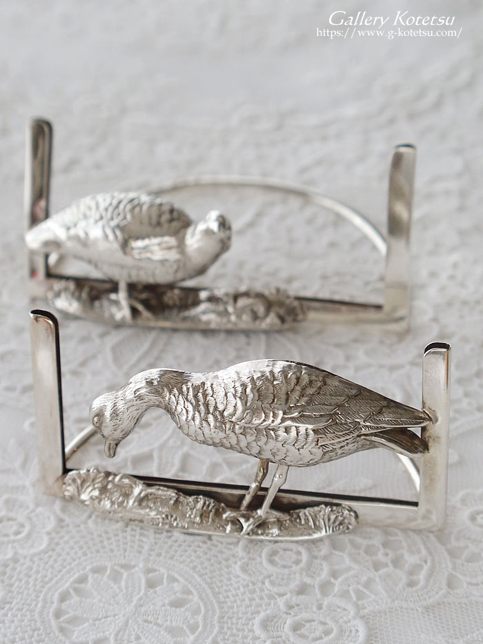 �A���e�B�[�N�V���o�[���j���[�z���_�[ antiquesilver menuholder