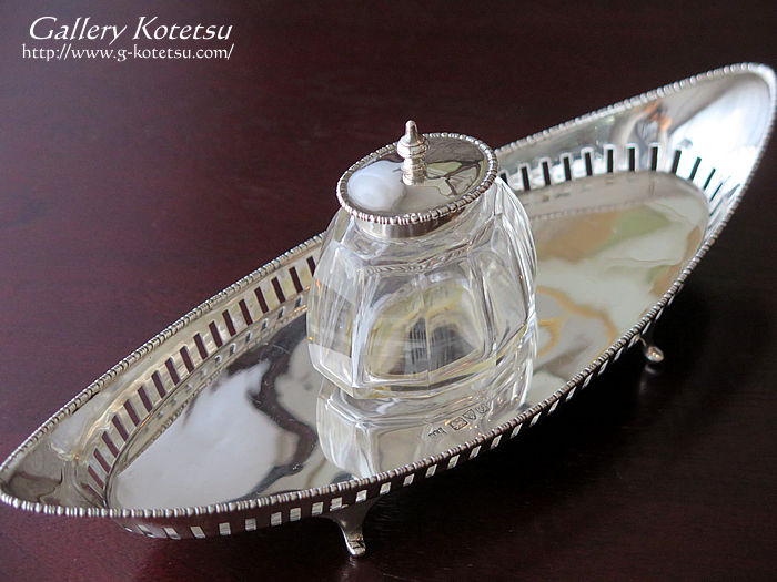 AeB[NVo[@CNX^h antiquesilver inkstand