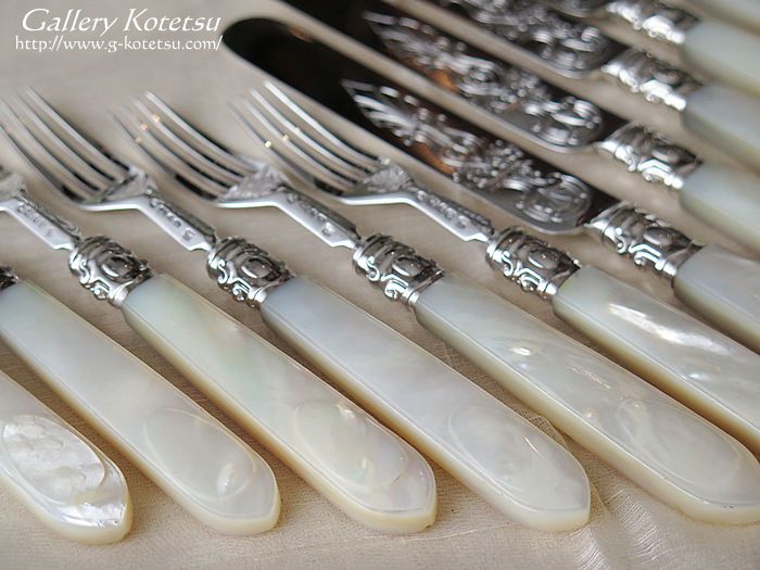 }U[Iup[fU[gJg[ mother of pearl dessert cutlery