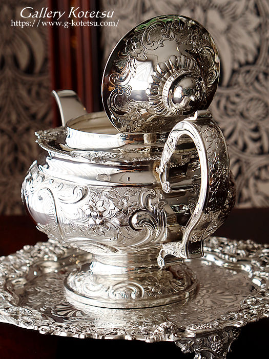 Vo[eB[|bg antique silver teapot