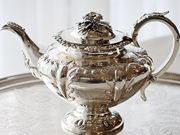 シルバーティーポット antique silver teapot
