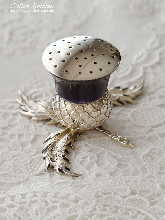 �A���e�B�[�N�V���o�[ antique silver napkin stand