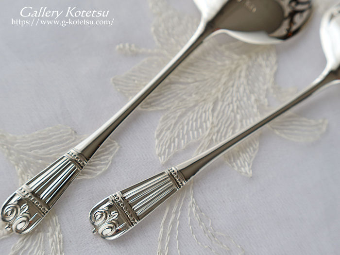 AeB[NVo[ antique silver spoon