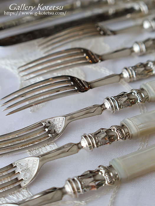 �}�U�[�I�u�p�[���n���h�� mother of pearl dessert cutlery