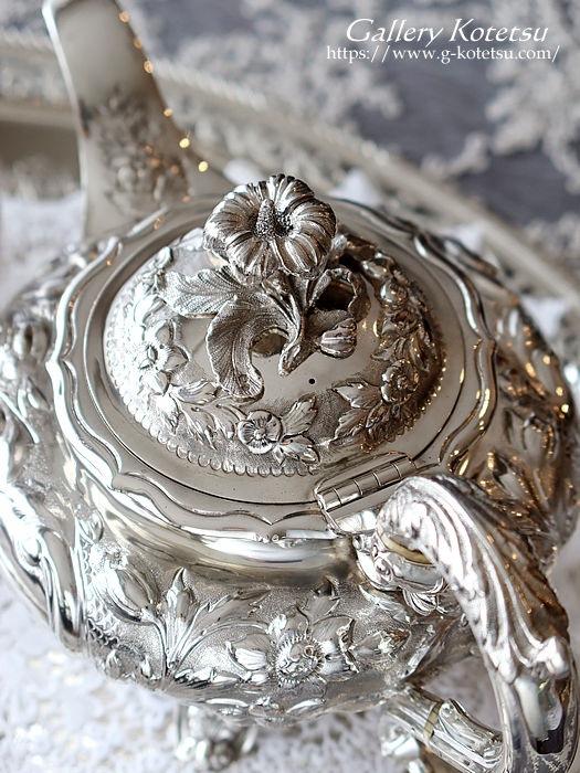 Vo[eB[|bg antique silver teapot