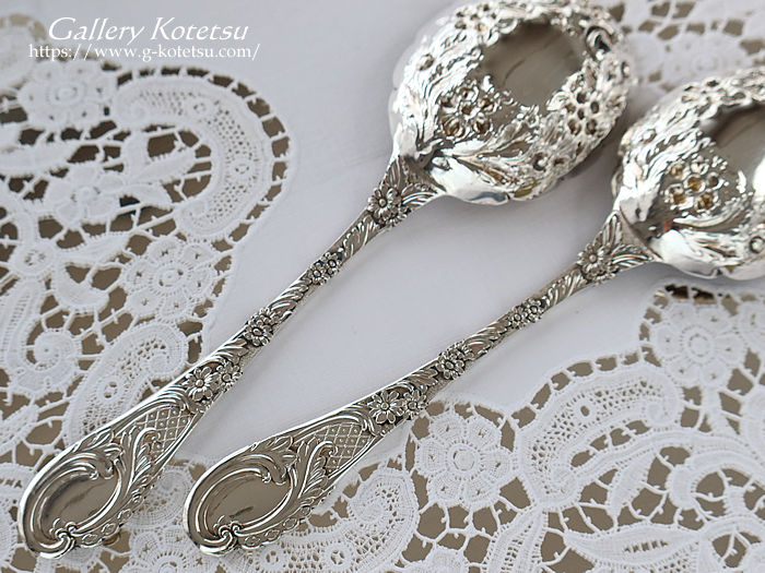 AeB[NVo[ antique silver spoon