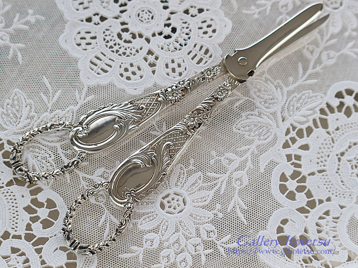 AeB[NVo[ antique silver spoon