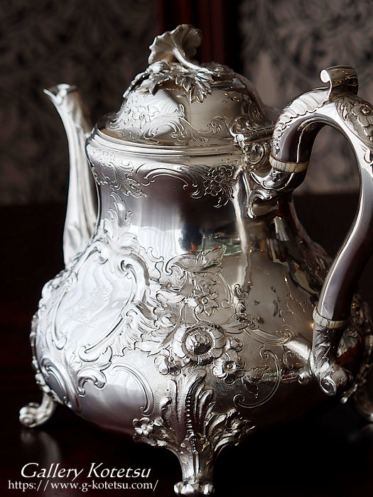 Vo[eB[|bg antique silver teapot