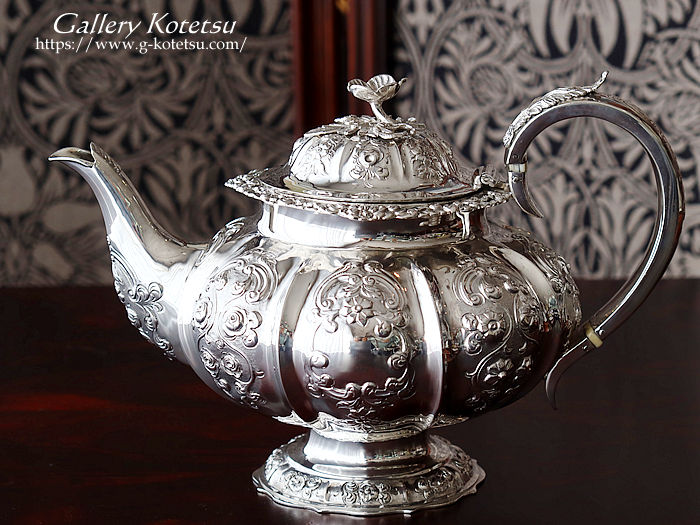 Vo[eB[|bg antique silver teapot