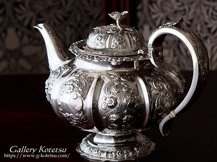 Vo[eB[|bg antique silver teapot