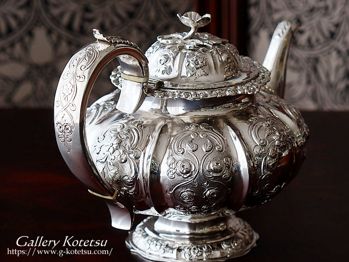 Vo[eB[|bg antique silver teapot