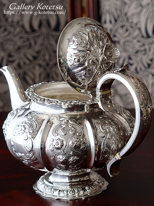 Vo[eB[|bg antique silver teapot