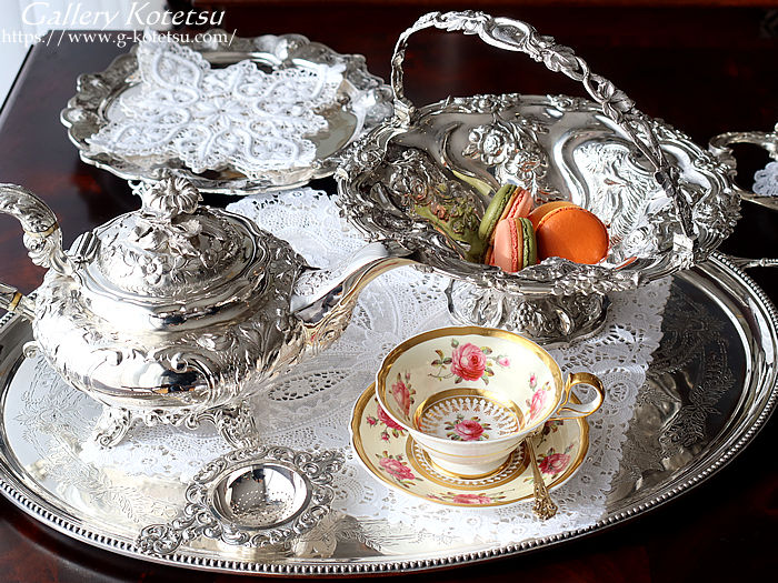 AeB[NVo[oXPbg antique silver basket