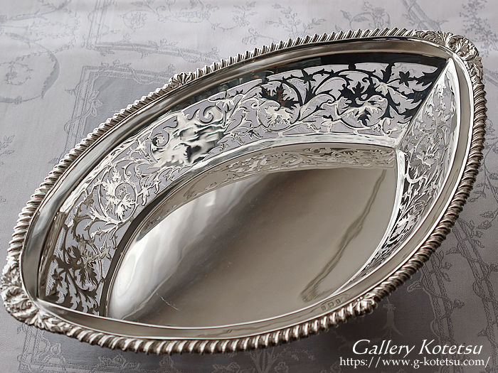 Antique silver bread basket �u���b�h�o�X�P�b�g