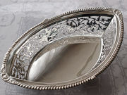 Vo[oXPbg antique silver basket