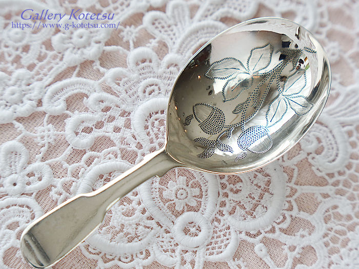 antique silver caddy spoon AeB[NVo[@LfBXv[