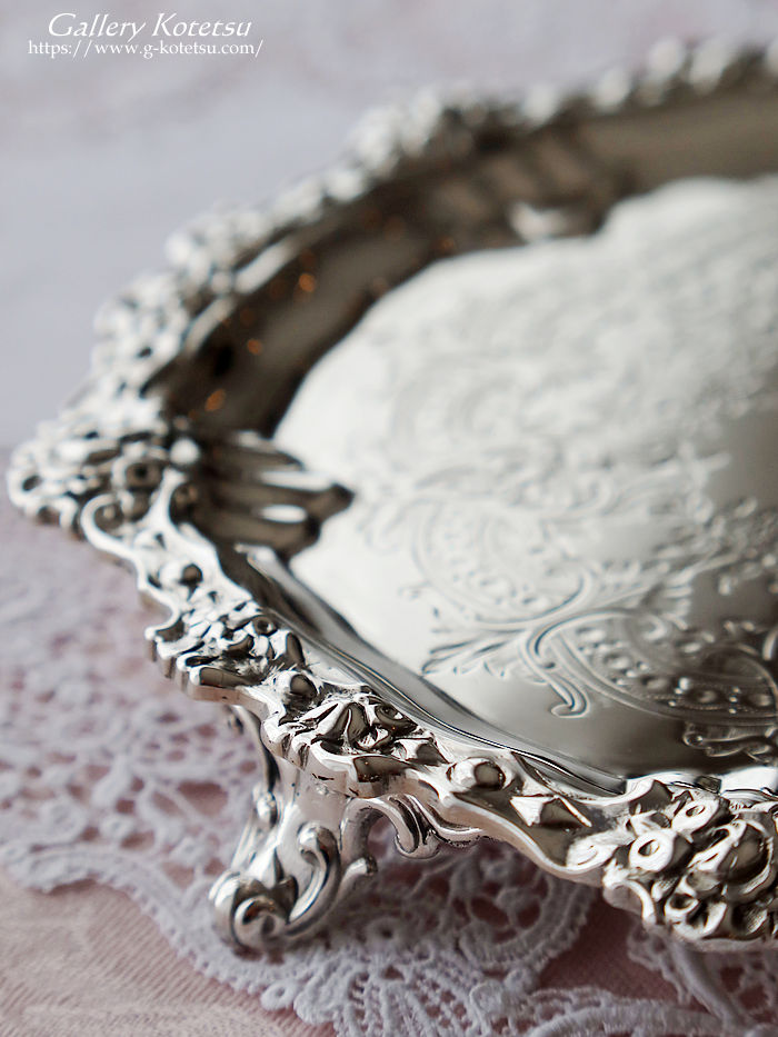 antique silver salver AeB[NVo[@T@