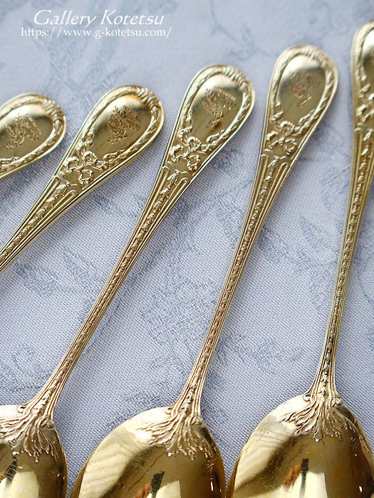 antique silver spoon AeB[NVo[