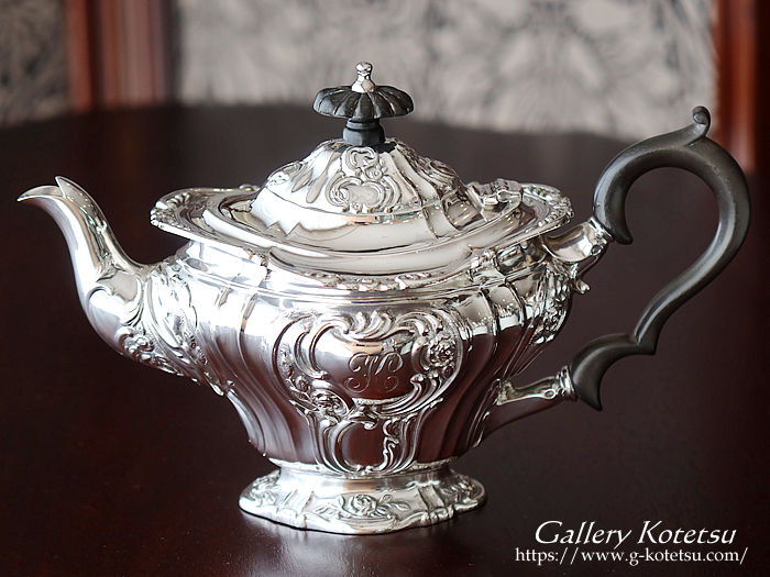 antique silver tea pot AeB[NVo[@eB[|bg