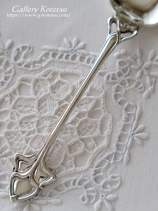 antique silver spoon AeB[NVo[