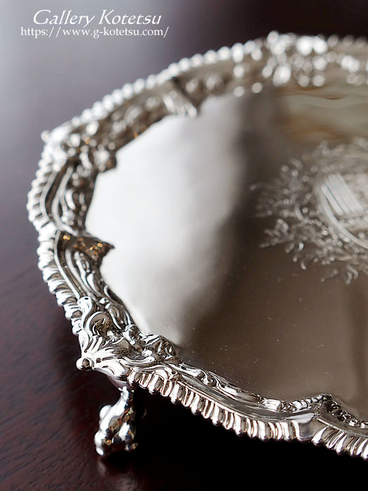 antique silver salver AeB[NVo[@T@